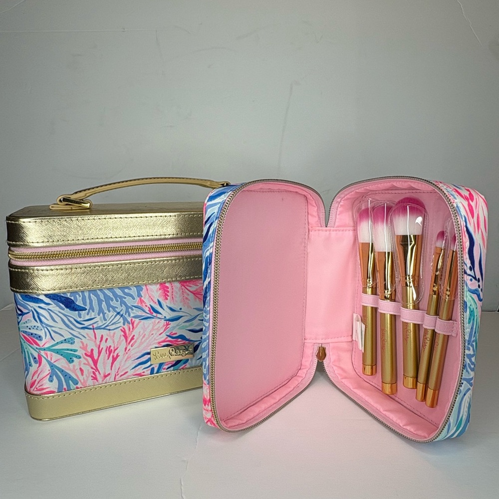 New LILLY PULITZER Travel Train Cosmetic Case w/Makeup Brushes KALEIDOSCOPE